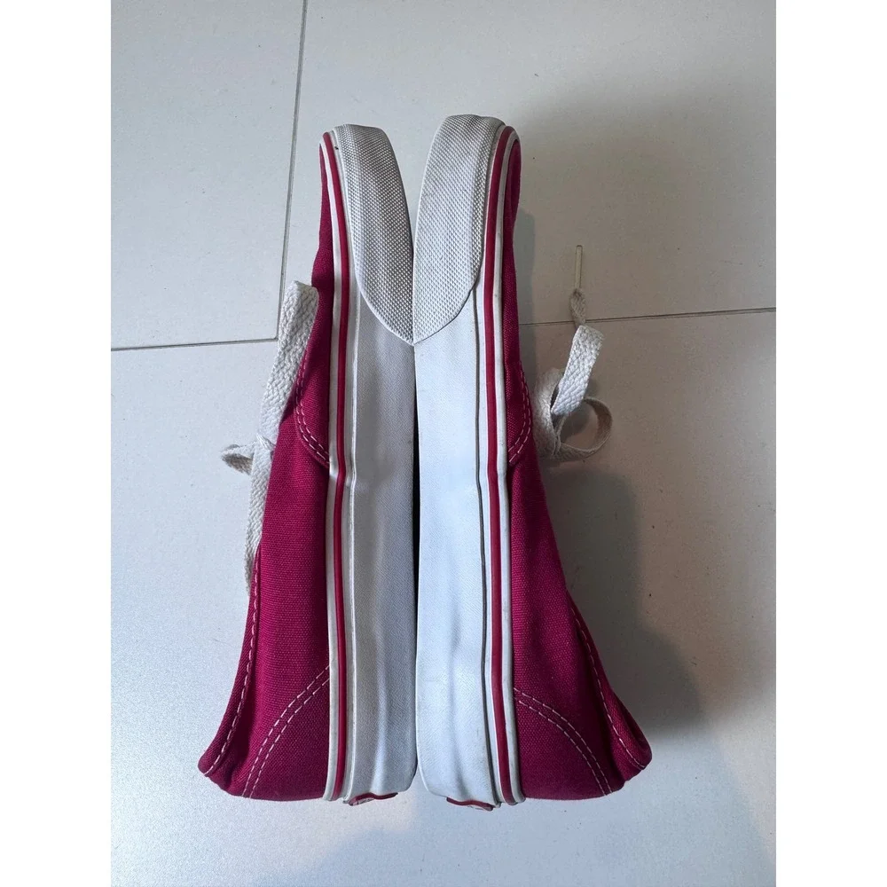 Vans Y2K‎ Low Top Sneakers Women 7 Canvas Lace Up Skater Minimalist Indie Red